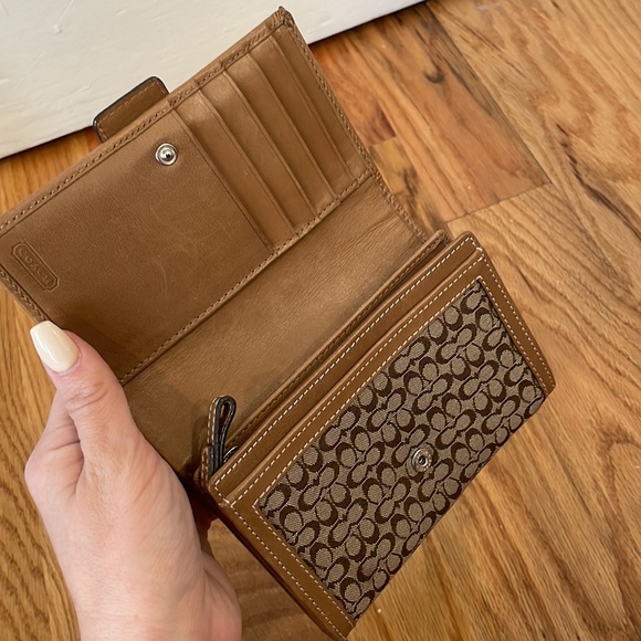 Coach wallet - Picture 3 of 4